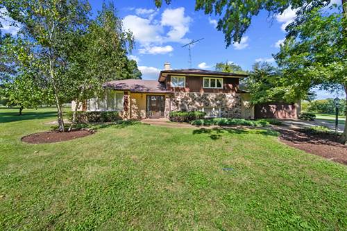 8104 Mason Hill, Woodstock, IL 60098