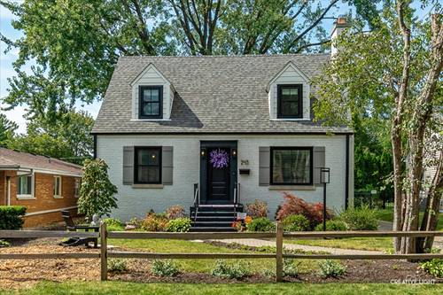 243 S Evanslawn, Aurora, IL 60506