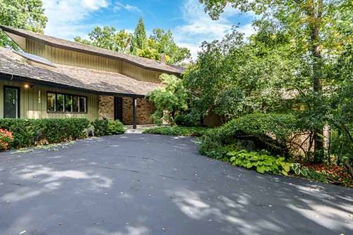2520 Oakridge, Rockford, IL 61107