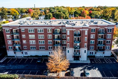 104 N Plum Grove Unit 400, Palatine, IL 60067