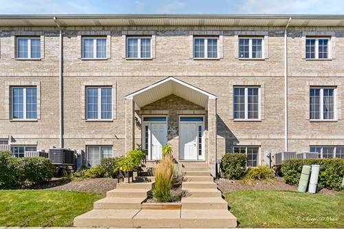 183 N East River Unit F4, Des Plaines, IL 60016