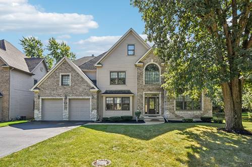 27W327 Williams, Winfield, IL 60190