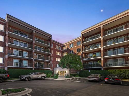 5360 N Lowell Unit 404, Chicago, IL 60630