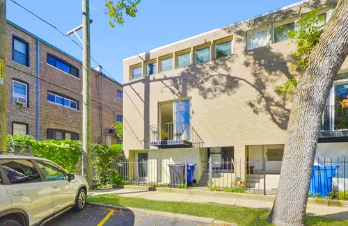 1452 E Park, Chicago, IL 60637