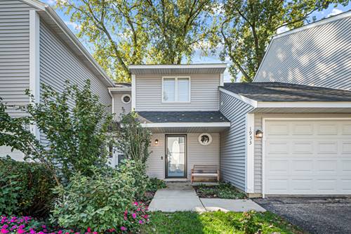 1953 Charles, Aurora, IL 60505