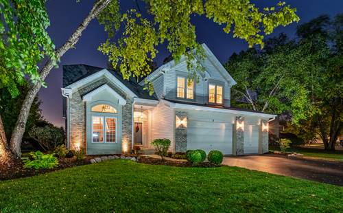 2 White Chapel, Algonquin, IL 60102