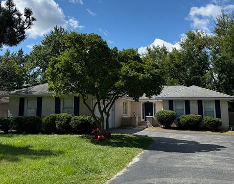 5S254 Middle, Naperville, IL 60563