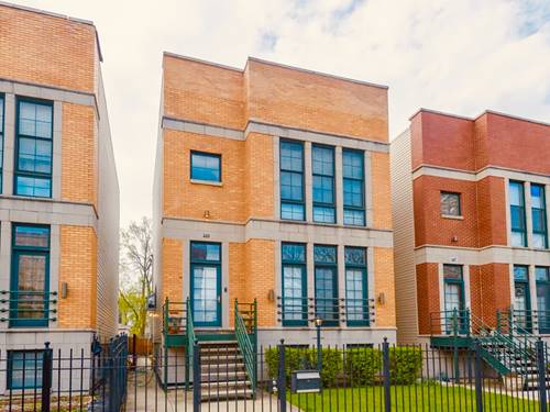449 E Bowen, Chicago, IL 60653