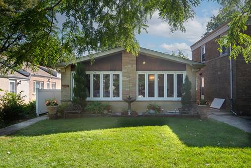 8253 Karlov, Skokie, IL 60076