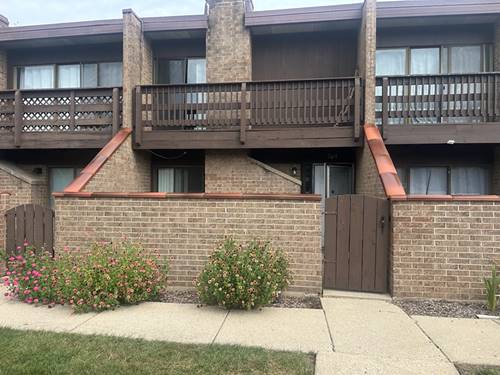 704 Kenneth, Elgin, IL 60120