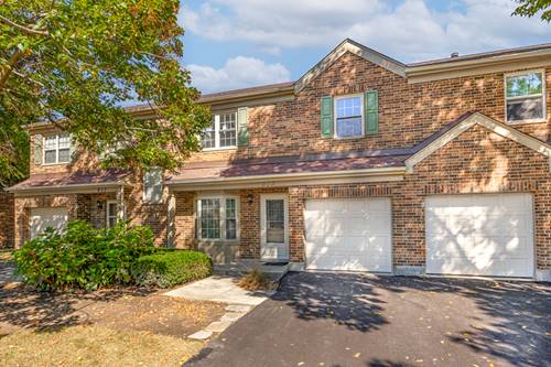 915 Carlisle, Westmont, IL 60559