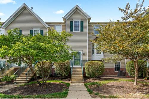 1116 Village Center Unit 4, Aurora, IL 60506