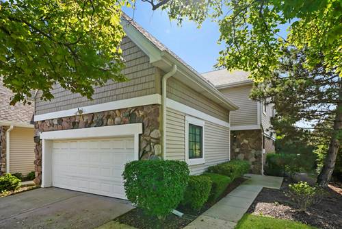 2571 Essex, Northbrook, IL 60062