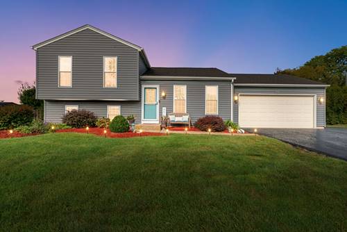 751 Cypress, Carol Stream, IL 60188