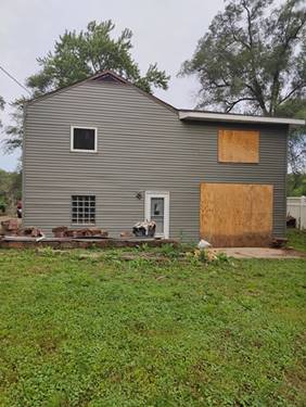 1030 West, South Elgin, IL 60177