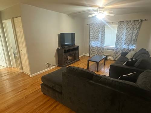 7854 S South Shore Unit 207, Chicago, IL 60649
