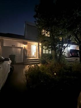 713 Saybrook, Romeoville, IL 60446