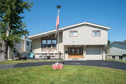 9909 N Huber, Niles, IL 60714