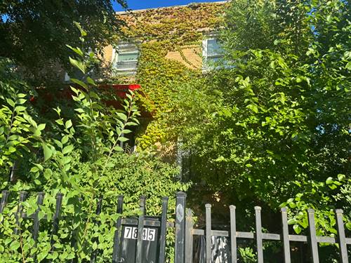 7845 S Yates, Chicago, IL 60649