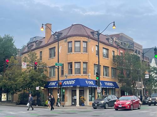 4363 N Lincoln, Chicago, IL 60618