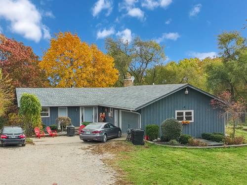 7822 N Pillow Hill, Spring Grove, IL 60081