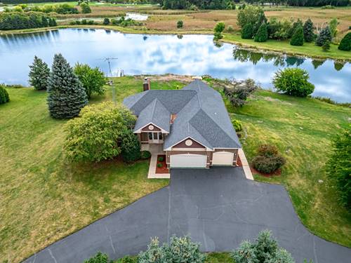 675 White Pine, Lake In The Hills, IL 60156
