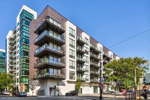 812 W Adams Unit 408, Chicago, IL 60607