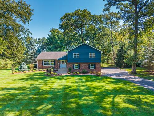908 Hickory, Woodstock, IL 60098