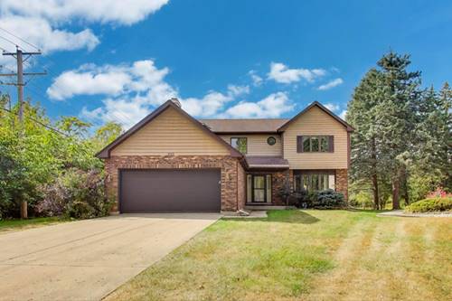 552 Irvington, Bartlett, IL 60103