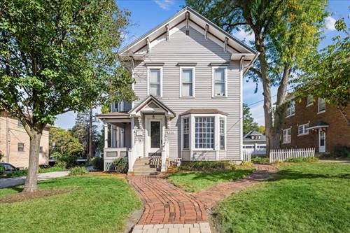 528 E Chicago, Elgin, IL 60120