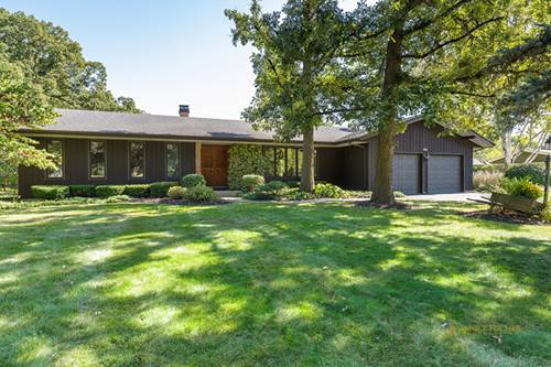 8N465 Shady, Elgin, IL 60124