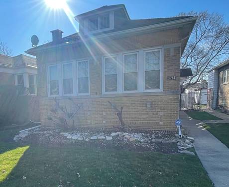 8718 S Euclid, Chicago, IL 60617