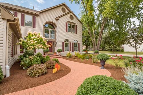 1582 Dogwood, Crystal Lake, IL 60014