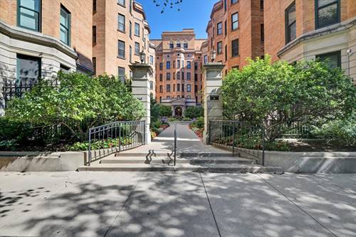 550 W Surf Unit 115, Chicago, IL 60657