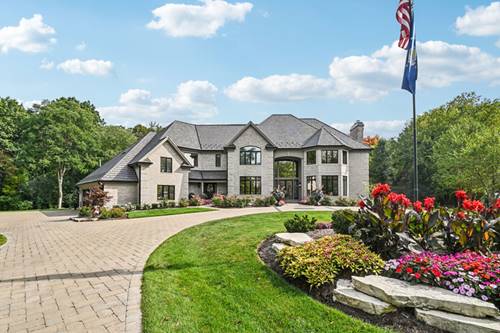 3001 Glen Eagles, St. Charles, IL 60174