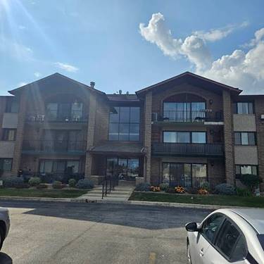 9051 S Roberts Unit 102, Hickory Hills, IL 60457
