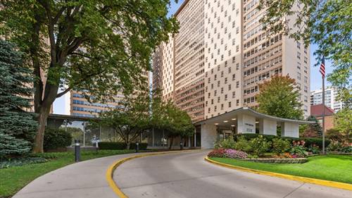 3950 N Lake Shore Unit 1706, Chicago, IL 60613