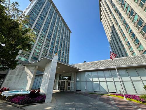 3600 N Lake Shore Unit 1320, Chicago, IL 60613
