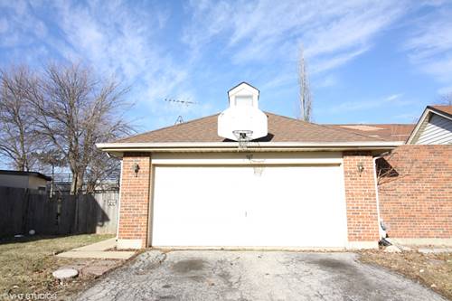 707 Clearwood Unit 707, Aurora, IL 60504
