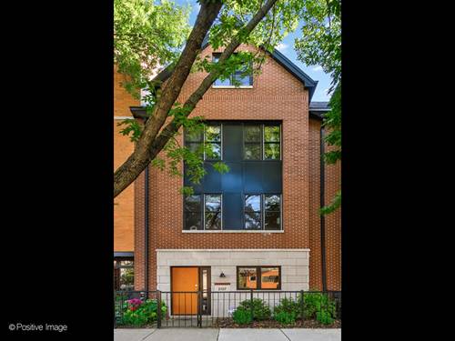 2107 W Berteau, Chicago, IL 60618