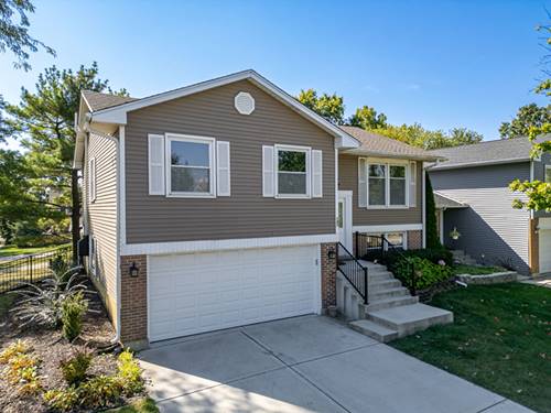 147 Majestic, Lombard, IL 60148