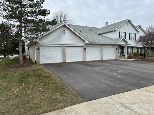 1250 N Streamwood Unit 338, Vernon Hills, IL 60061