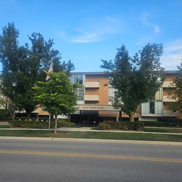 1301 N Western Unit 134, Lake Forest, IL 60045