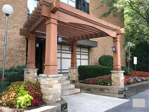 1811 Four Lakes Unit 2C, Lisle, IL 60532