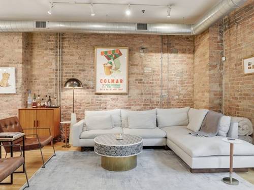 23 N Green Unit 202, Chicago, IL 60607