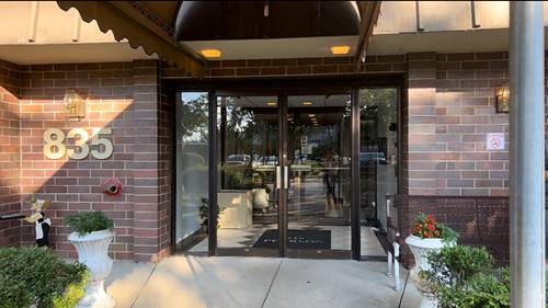 835 Pearson Unit 210, Des Plaines, IL 60016