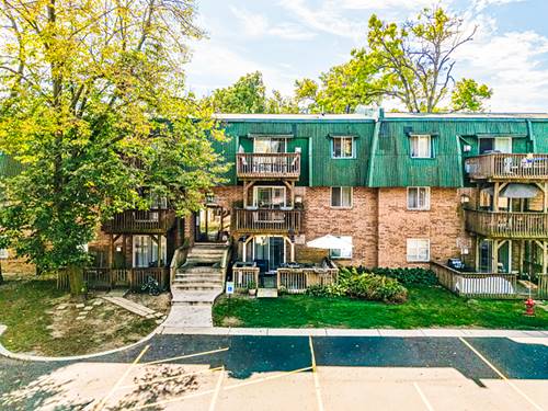 1942 Tall Oaks Unit 1A, Aurora, IL 60505