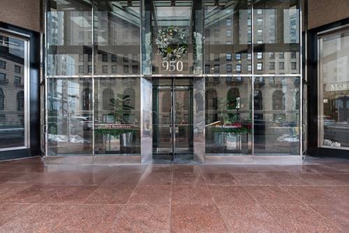 950 N Michigan Unit 3704, Chicago, IL 60611