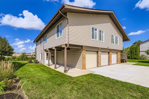 7526 Bristol Unit 2, Hanover Park, IL 60133