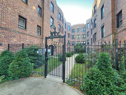 136 Clyde Unit 2S, Evanston, IL 60202